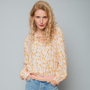 emily van den bergh - bluse - viskose - orange rose hearts