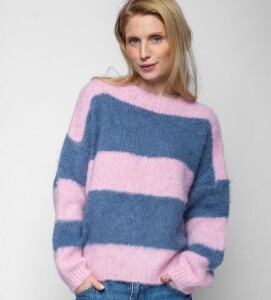 emily-van-den-berg-strickpullover-rose-grey